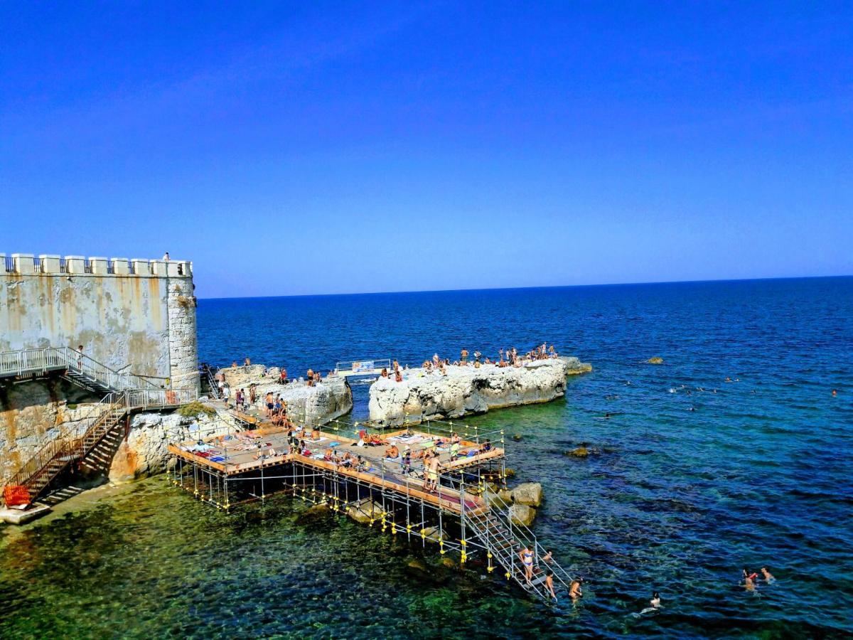 Incantevole Appartamento In Palazzo Storico Ortigia Syracuse Exterior photo