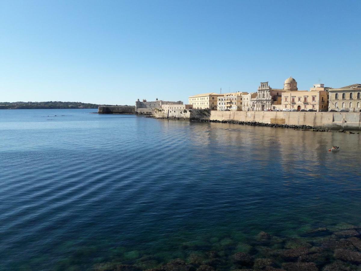 Incantevole Appartamento In Palazzo Storico Ortigia Syracuse Exterior photo